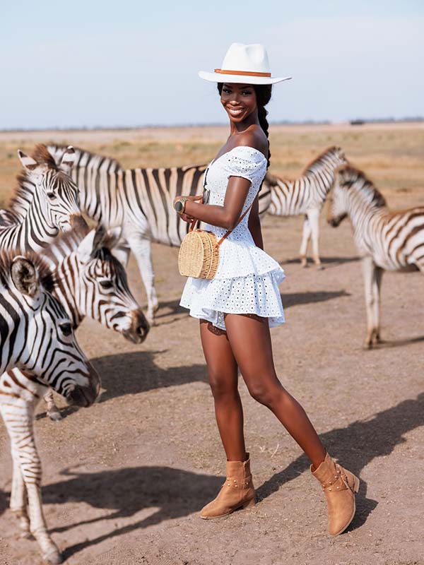 5 Best Places to Get Safari Clothes for the Peak Season (US Shops) 2 clothes for africa safari