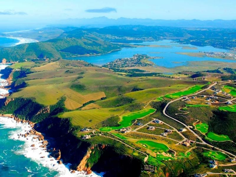 Cape Town, South Africa: All You Need To Know Before You Go + The Garden Route 2 Must-Visit Locations at Cape Town